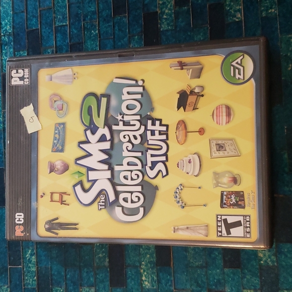 SIMS 2 (PC) - Base Game Plus 2 Expansions (Celebration Stuff & Nightlife) - Picture 5 of 10